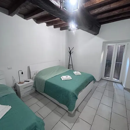 Leandra * 치비타베키아